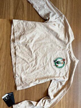 Medium Celtics Long Sleeve Shirt